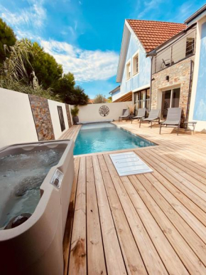 Villa balnéaire à 300m de la mer Piscine&SPA